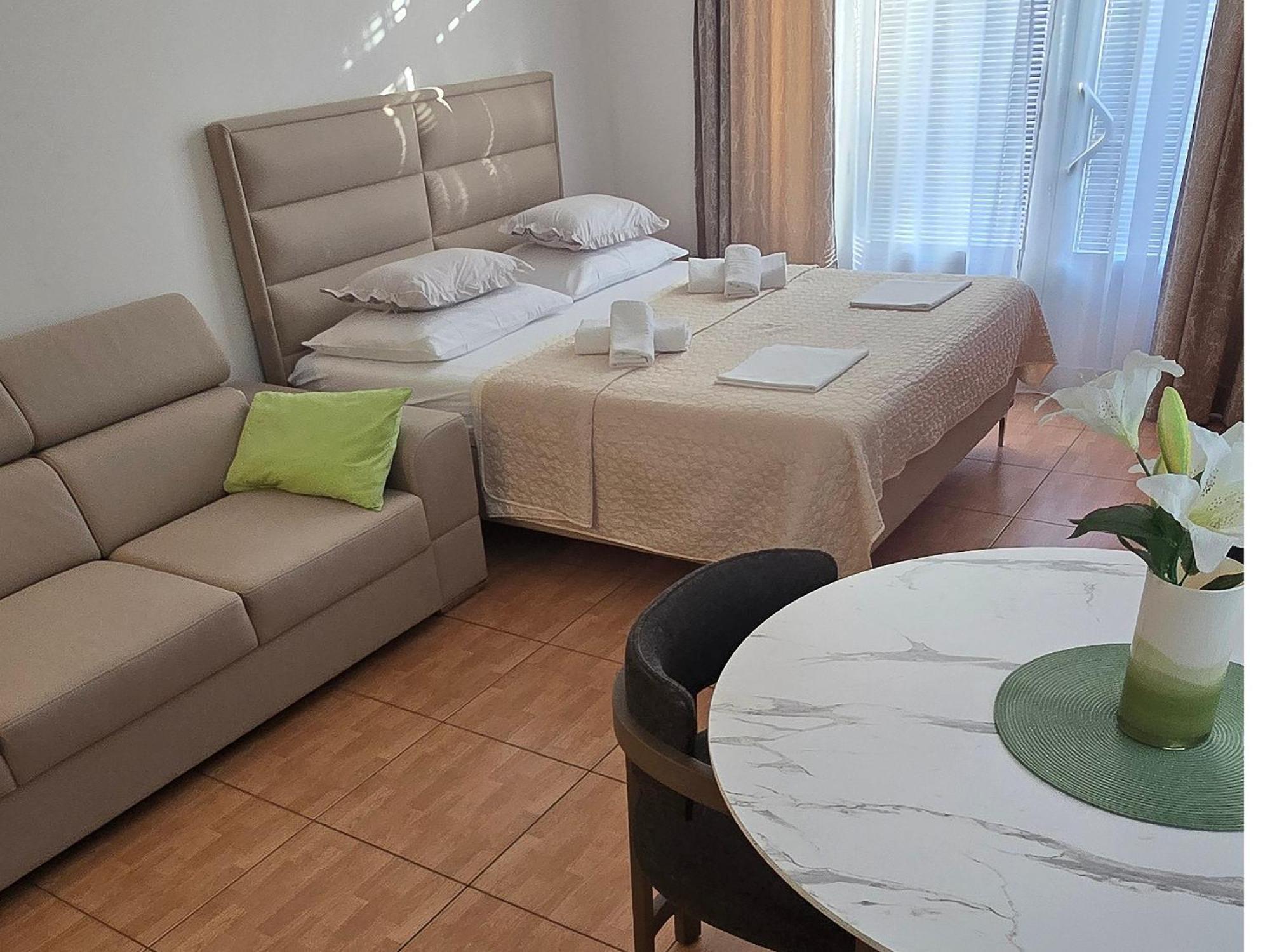 Apartmani Katarina Makarska Exterior photo